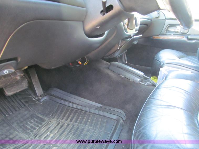 image for item F4692 1996 Lincoln Town Car Executive 120" stretch limo