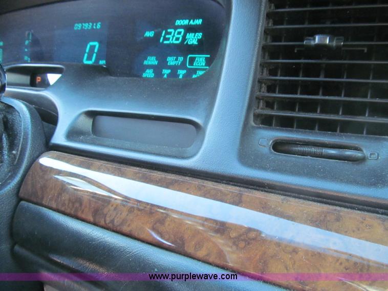 image for item F4692 1996 Lincoln Town Car Executive 120" stretch limo