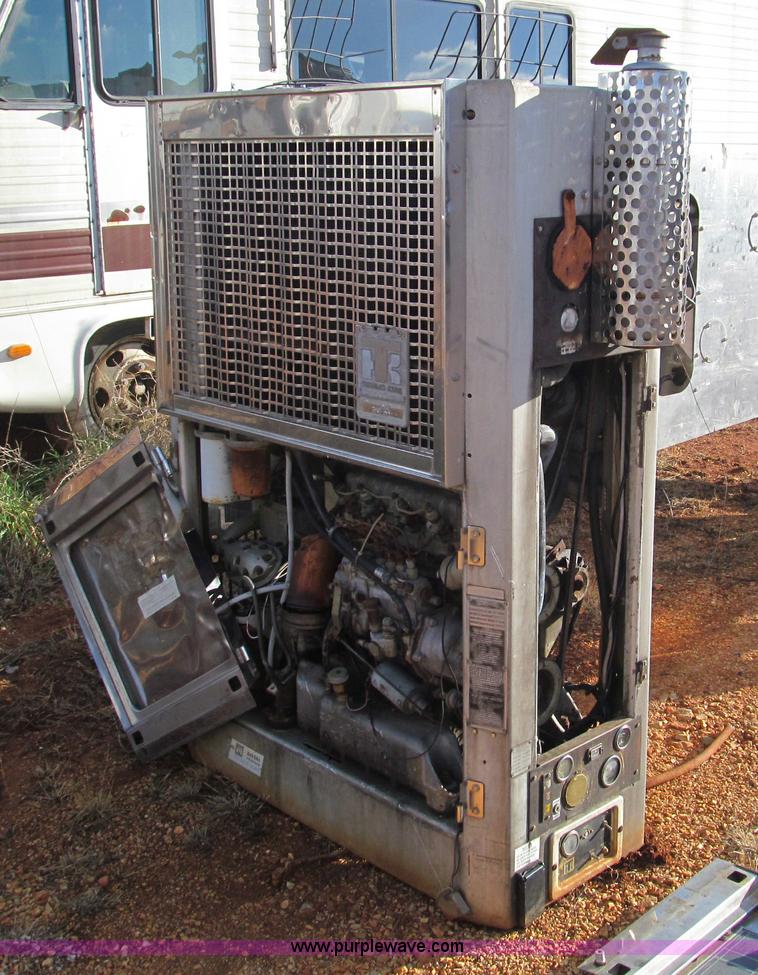 image for item F4693 (4) salvage reefer units