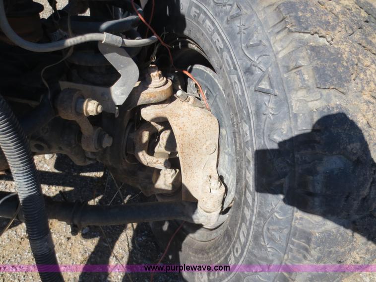 image for item F6586 2008 Ford F350 Super Duty chassis