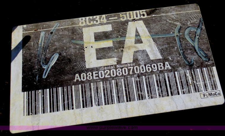 image for item F6586 2008 Ford F350 Super Duty chassis