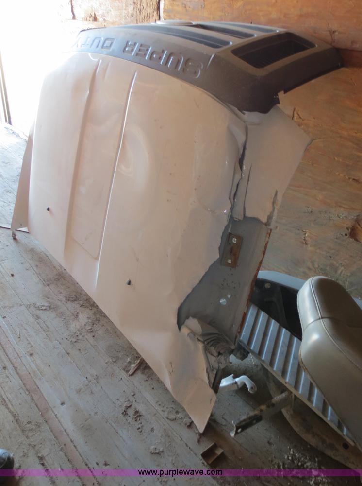 image for item F6586 2008 Ford F350 Super Duty chassis