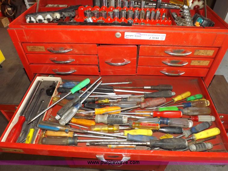 image for item J9144 Waterloo tool box with tools