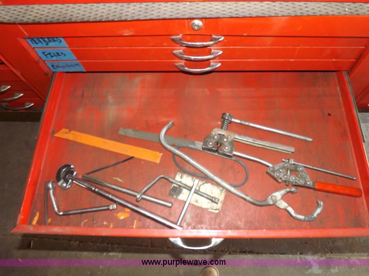 image for item J9144 Waterloo tool box with tools