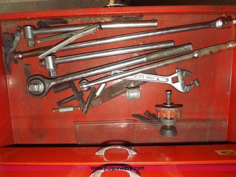 image for item J9144 Waterloo tool box with tools