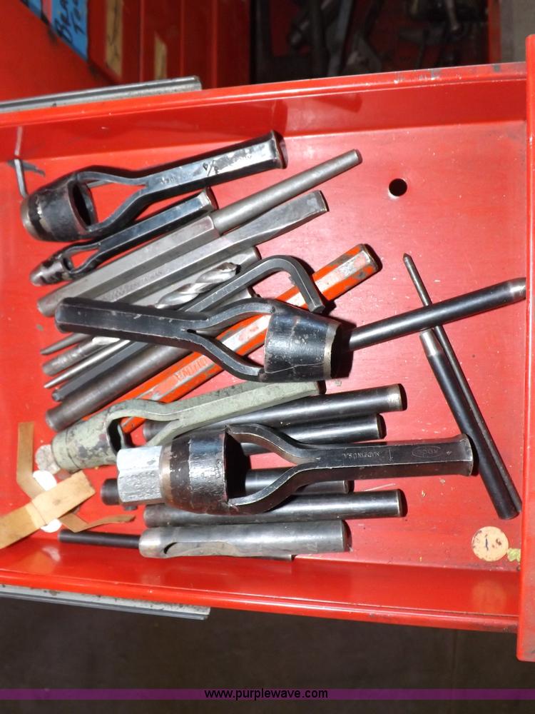 image for item J9144 Waterloo tool box with tools