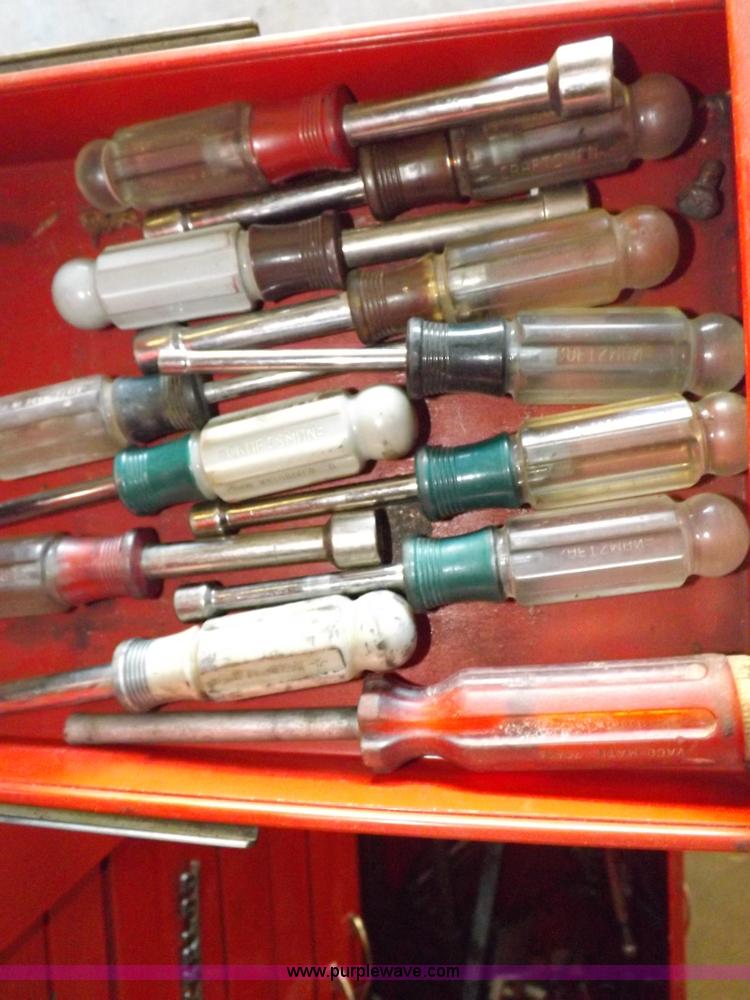 image for item J9144 Waterloo tool box with tools