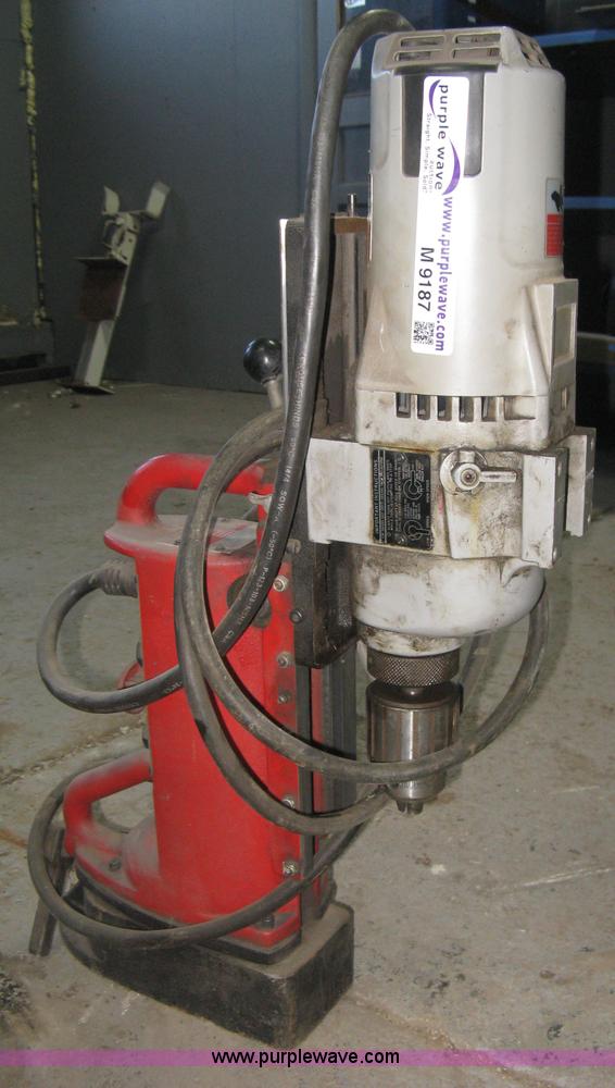 image for item M9187 Milwaukee heavy duty electromagnetic drill press