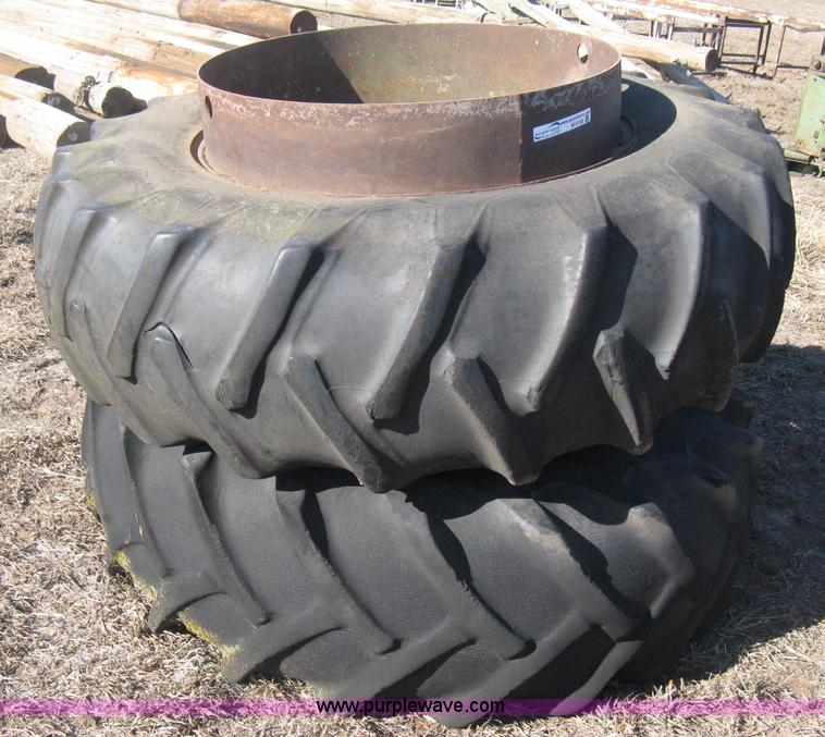 image for item M9193 Rear tractor dual tires