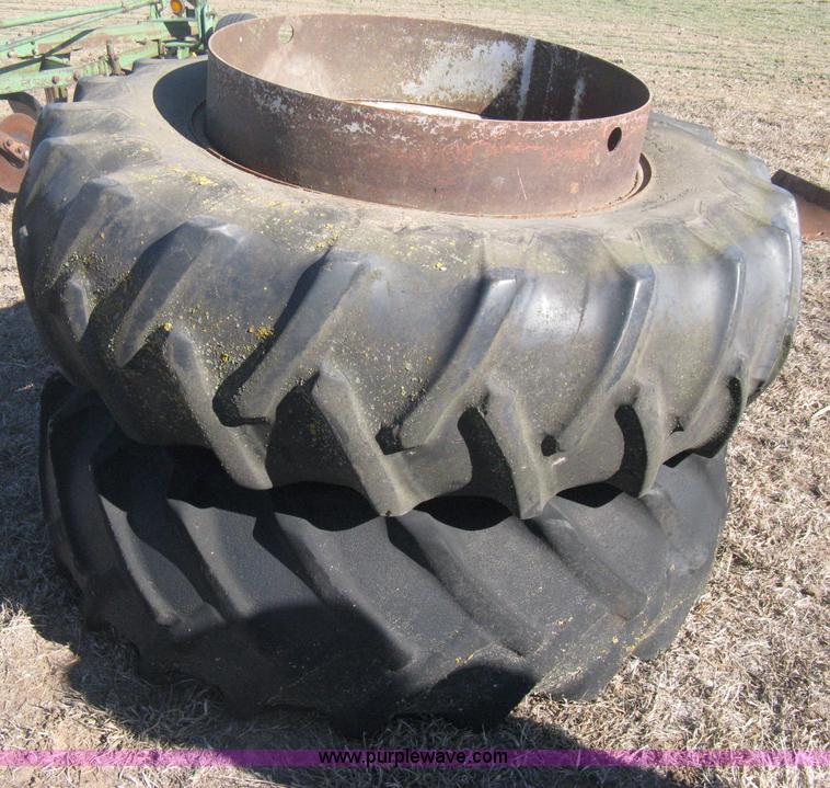 image for item M9193 Rear tractor dual tires