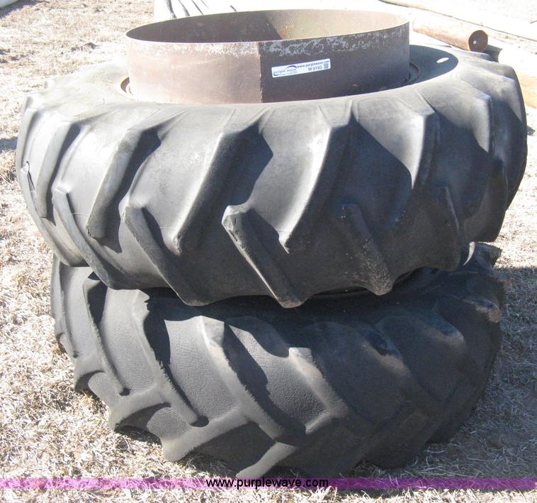 image for item M9193 Rear tractor dual tires