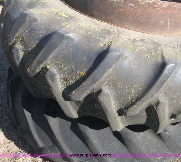 image for item M9193 Rear tractor dual tires