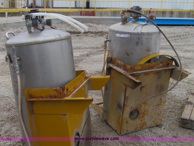 image for item O9150 Ag-Chem foam marker tanks