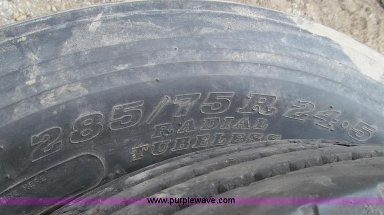 image for item O9151 (4) truck tires