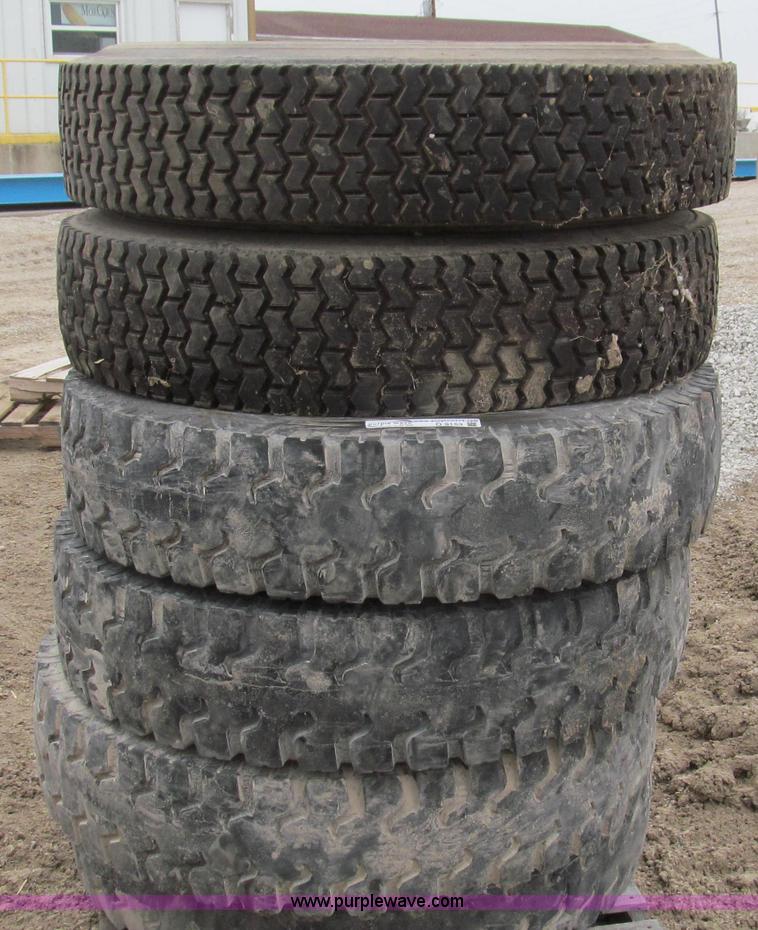 image for item O9153 (6) truck tires
