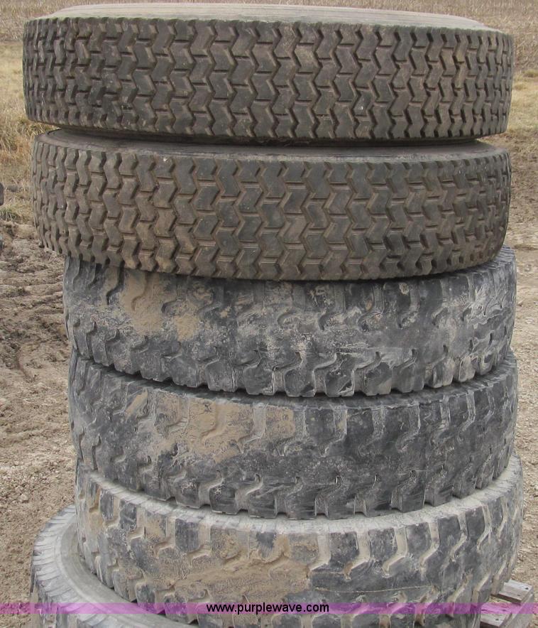 image for item O9153 (6) truck tires