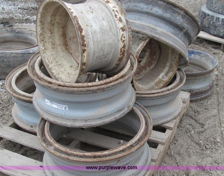 image for item O9155 (9) truck and implement wheels