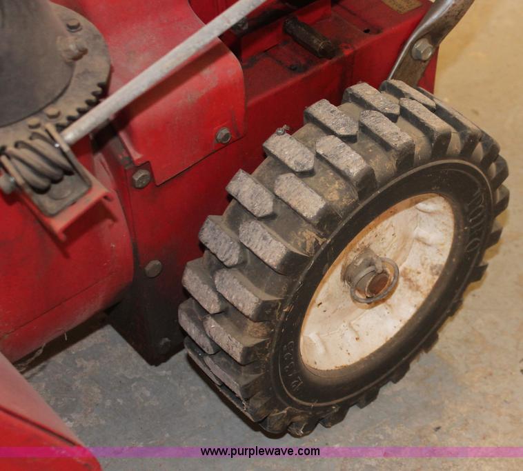 image for item V9107 Toro 521 snow blower