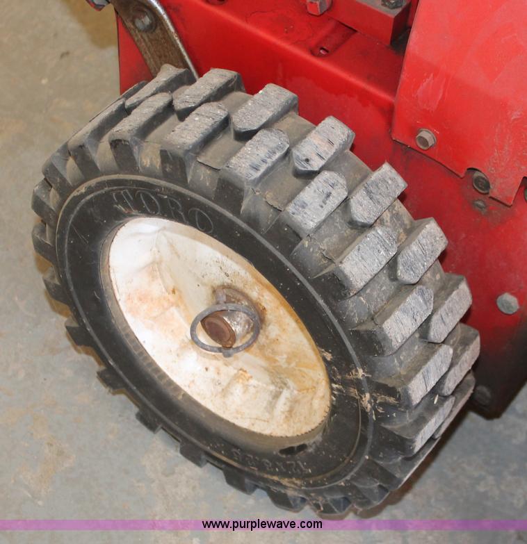 image for item V9107 Toro 521 snow blower