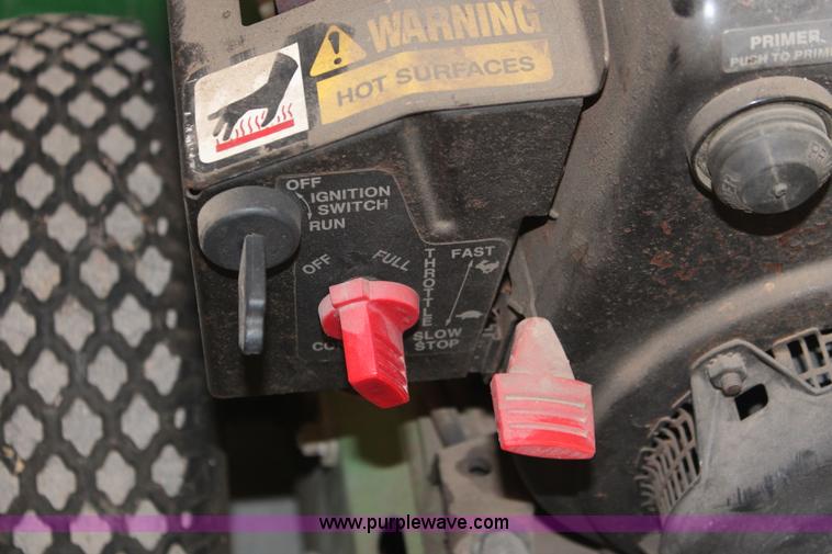 image for item V9108 John Deere TR532 snow blower