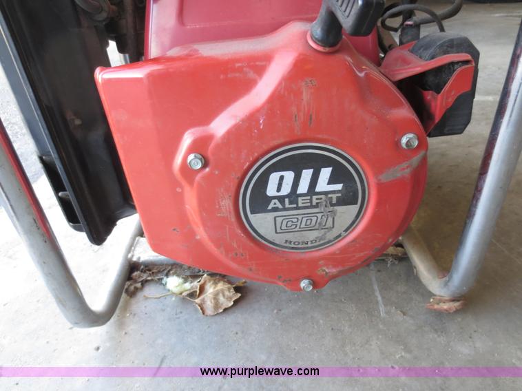 image for item V9114 Honda 4,000 watt generator