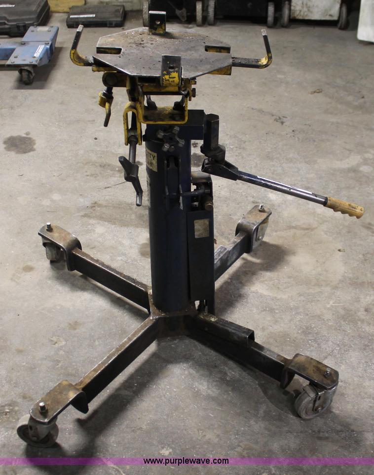 Lincoln transmission jack in Junction City, KS Item V9162 sold