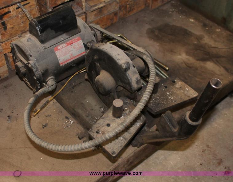 image for item V9174 Gates PC707 hose and tube crimp machine