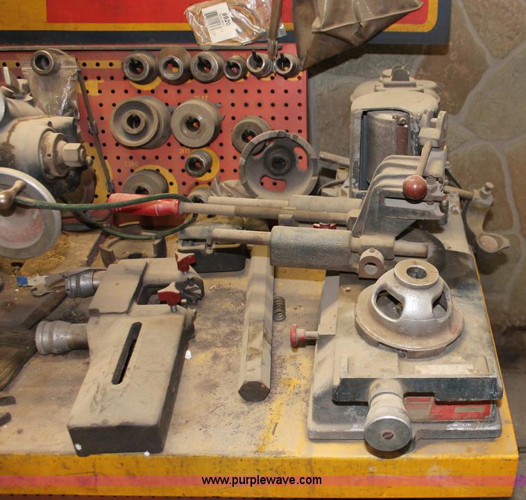 image for item V9189 Ammco brake service machine