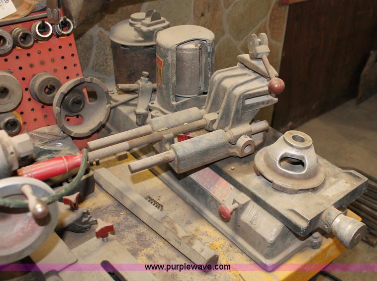 image for item V9189 Ammco brake service machine