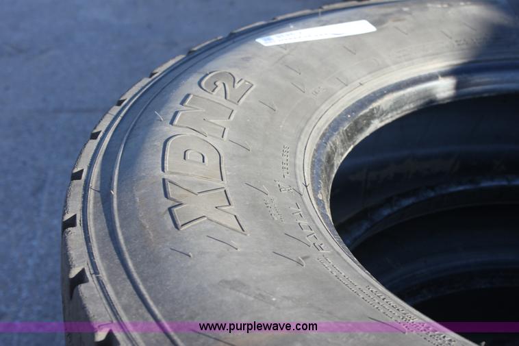 image for item V9438 (4) Michelin XDN2 11R22.5 tires