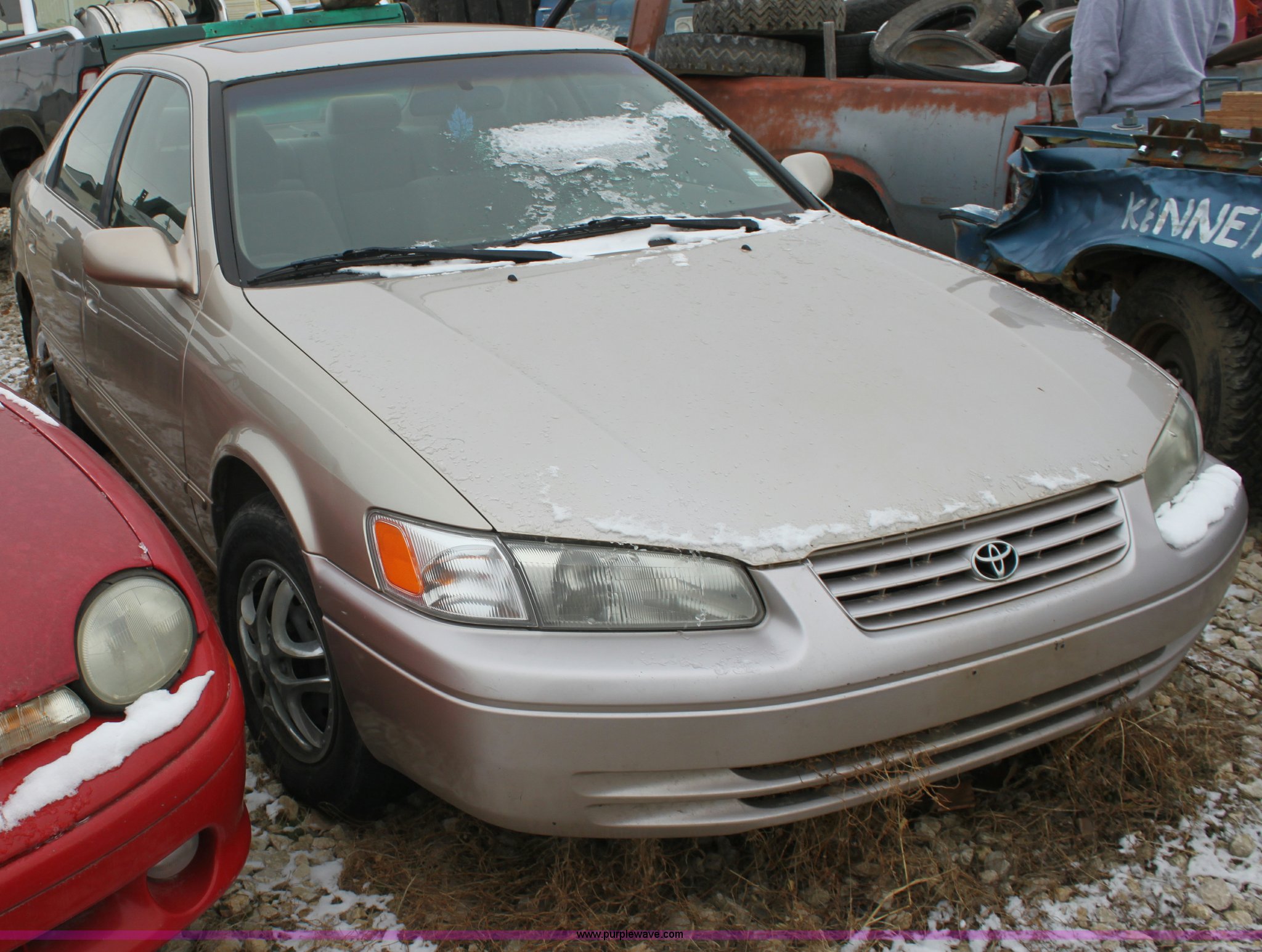 1997 Toyota Camry in Emporia, KS Item E8386 sold Purple Wave
