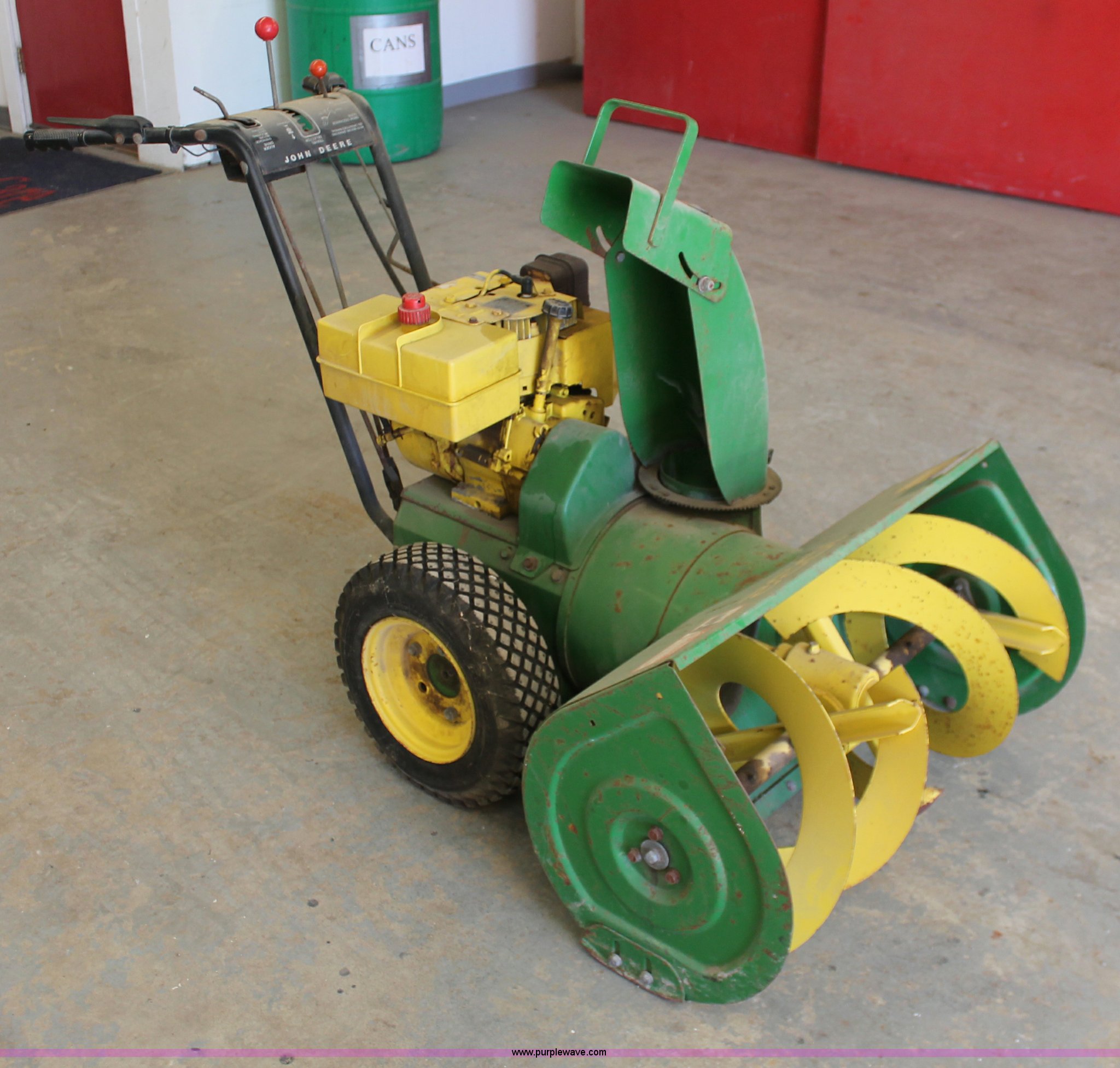 John Deere Snowblower Dolly 22 - q3iy032