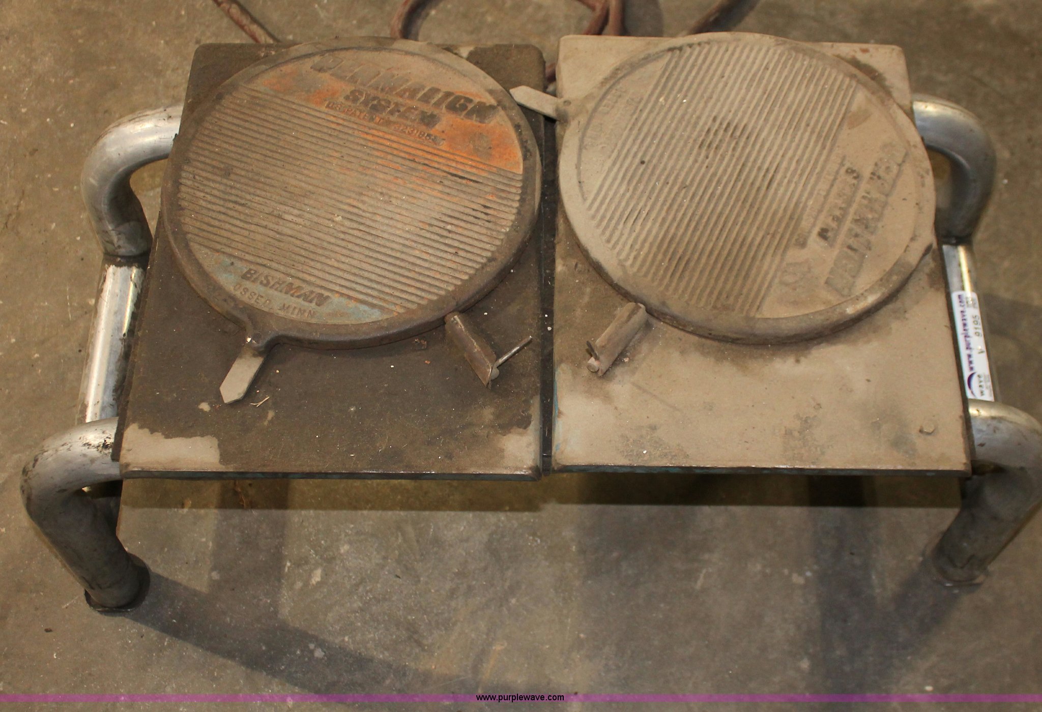 (2) Permalign tire turntables in Junction City, KS Item V9195 sold Purple Wave