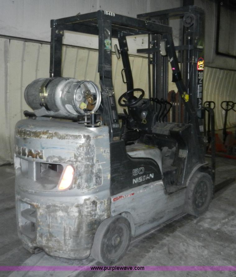 image for item AB9512 Nissan 50 forklift