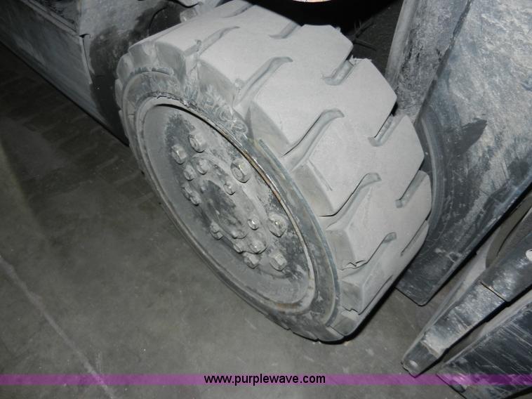 image for item AB9513 Nissan 50 forklift