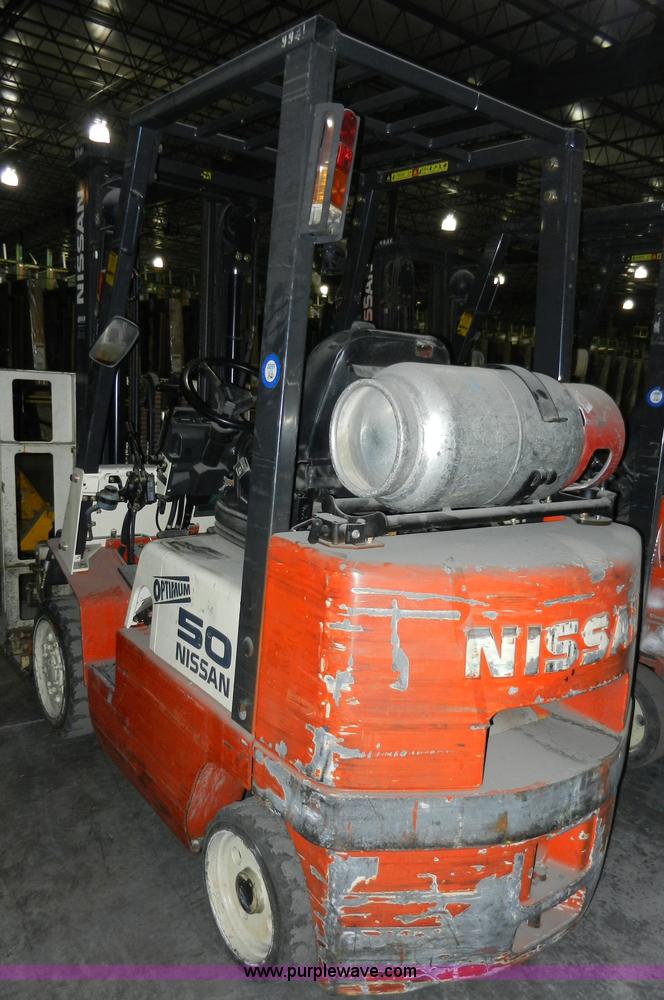 image for item AB9515 Nissan 50 Slip-Lift forklift