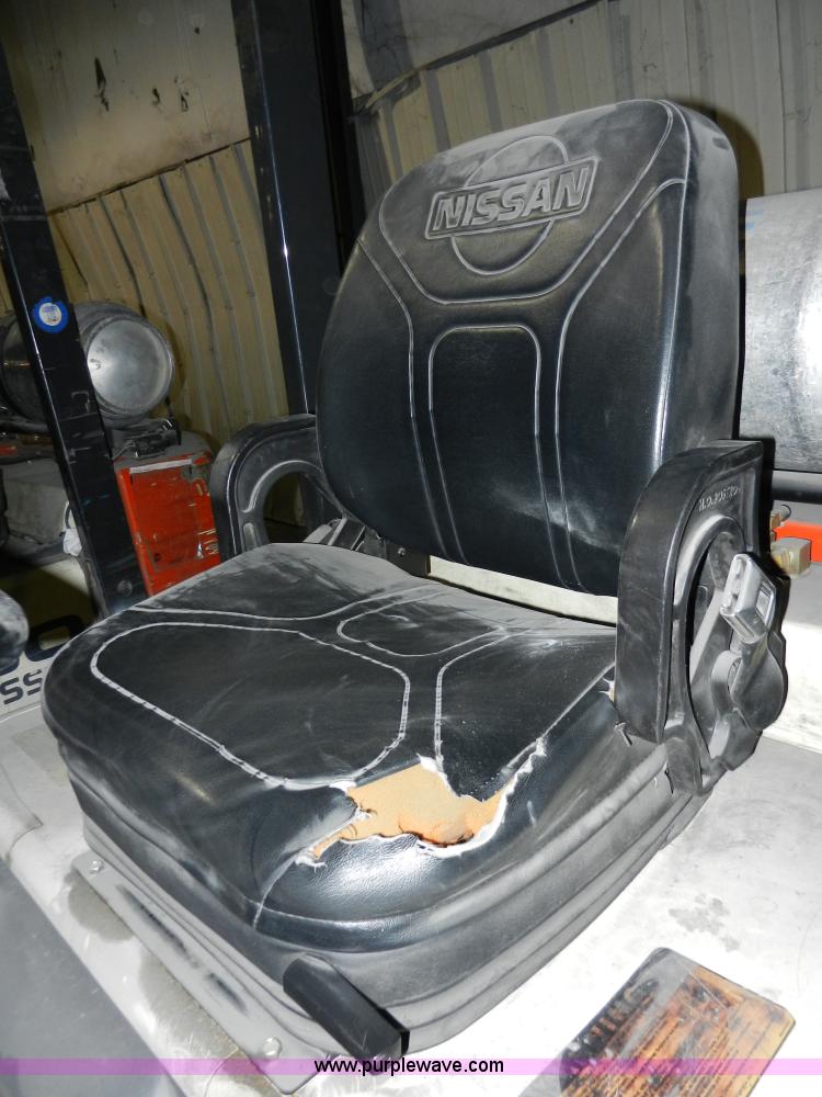 image for item AB9515 Nissan 50 Slip-Lift forklift