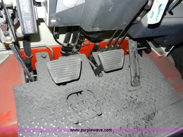 image for item AB9515 Nissan 50 Slip-Lift forklift