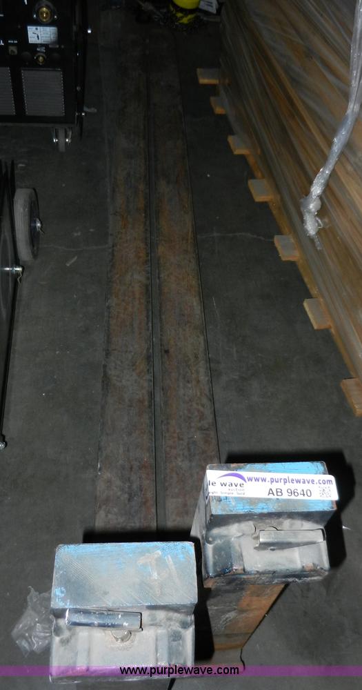 image for item AB9640 Forklift forks