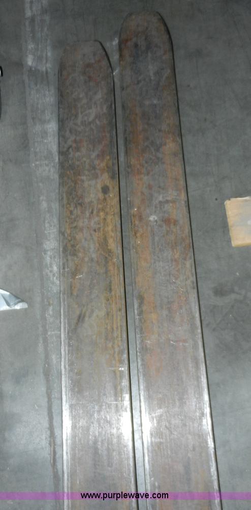 image for item AB9640 Forklift forks