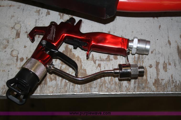 Milwaukee airless finish paint sprayer in Spring Hill, KS Item S9849