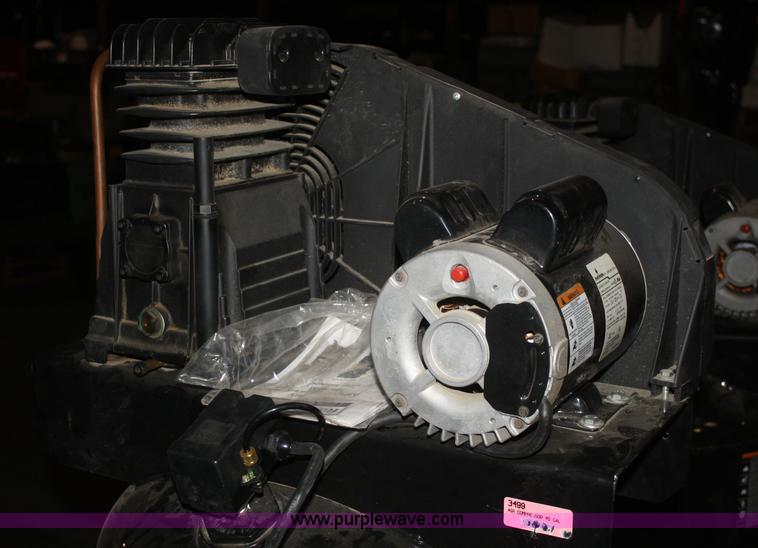 image for item S9854 Rockworth 45 gallon air compressor