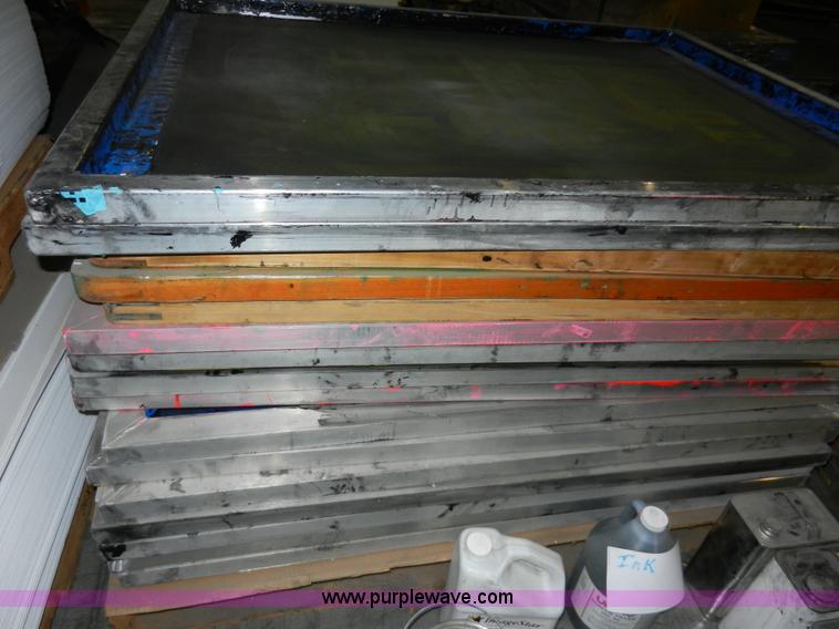 image for item W9655 2006 American M&M Cameo screen printer