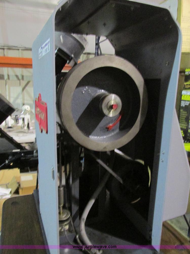 image for item Y9557 Stimpson steel grommet machine