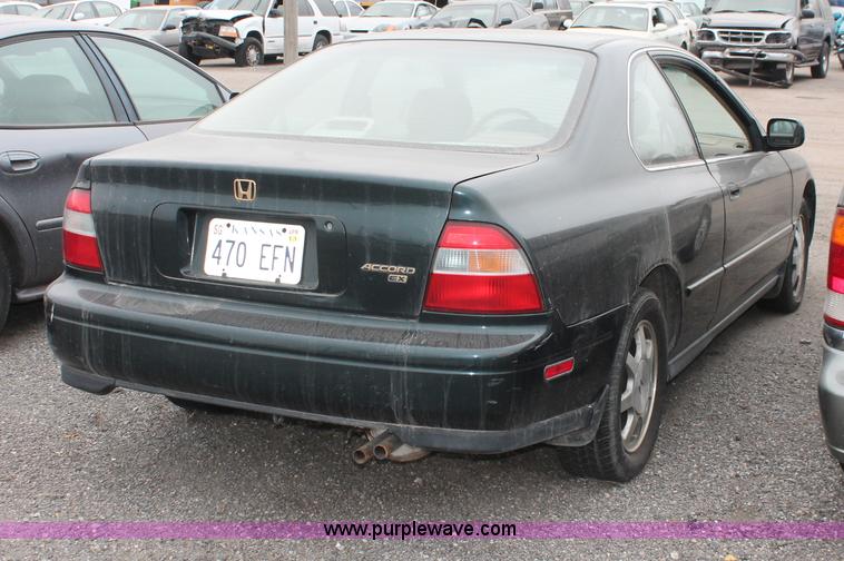 image for item O9379 1994 Honda Accord EX