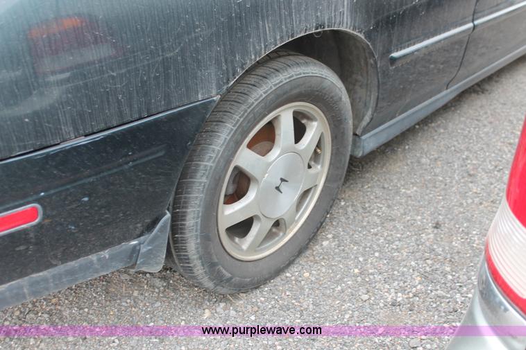 image for item O9379 1994 Honda Accord EX