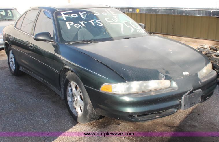 image for item V9082 2000 Oldsmobile Intrigue GX