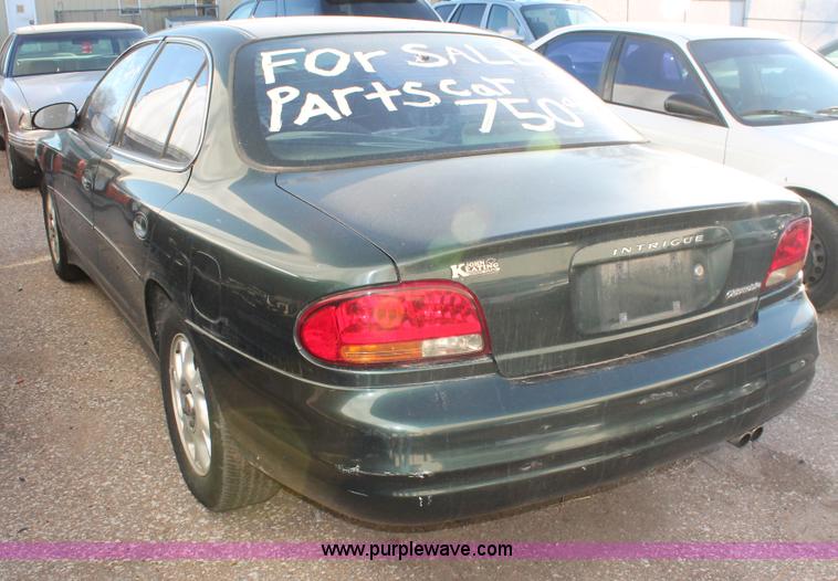 image for item V9082 2000 Oldsmobile Intrigue GX