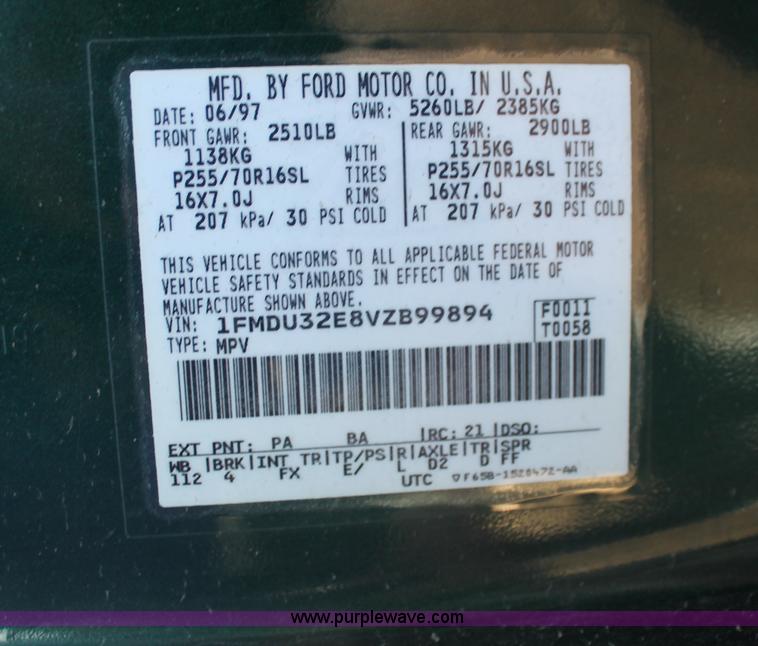 image for item V9083 1997 Ford Explorer Eddie Bauer SUV