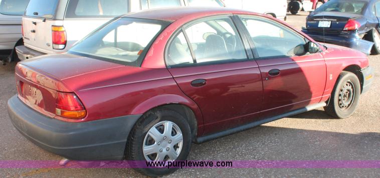 image for item V9084 1999 Saturn SL1